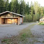 بيت للعطل Private Lakeside In Nature