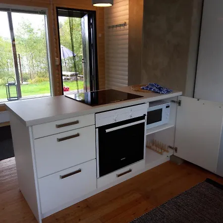 Private Lakeside In Nature *