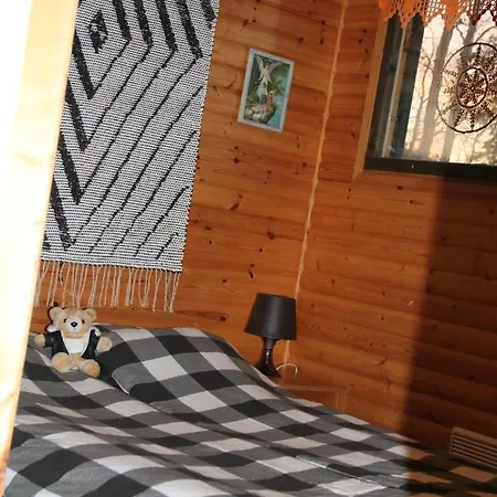 펜션 Private Lakeside In Nature