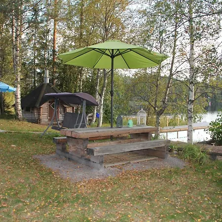 Private Lakeside In Nature *