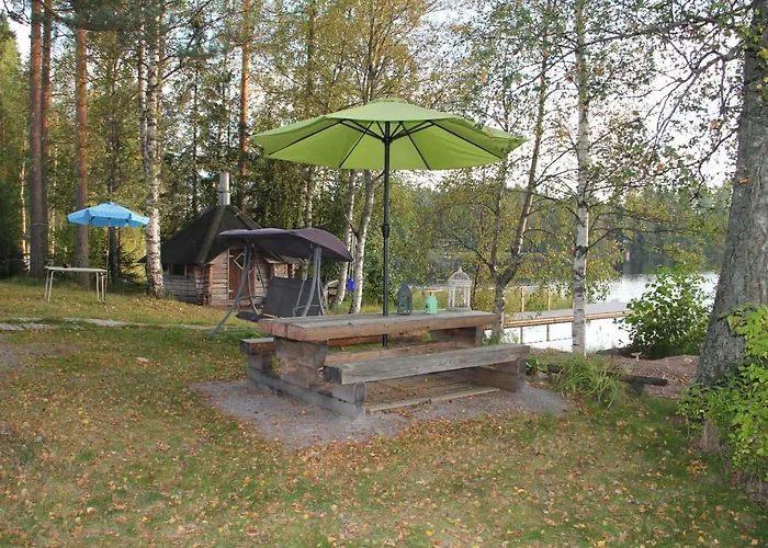 Private Lakeside In Nature *